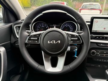 Kia Ceed 1.5 T-GDI Kamera PDC SHZ Klima CarPlay
