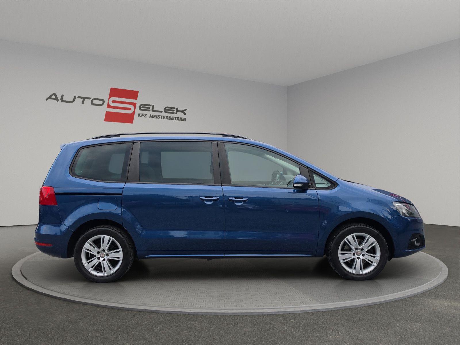 Fahrzeugabbildung SEAT Alhambra 4You TDI KLIMA PDC SHZ TEMPOMAT