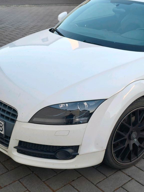 Image of Audi 200