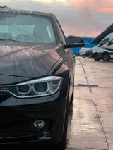 BMW 350 d. 2013 - BMW: 350d