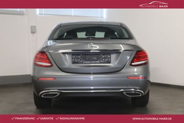 Mercedes E 220 - 5