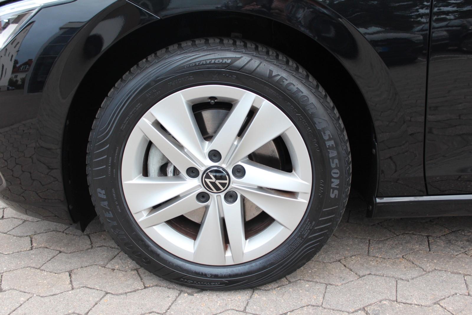 Volkswagen Golf VIII Var Life/DSG/Navi/ACC/PDC/SHZ/LED/Kam., миниатюра 20