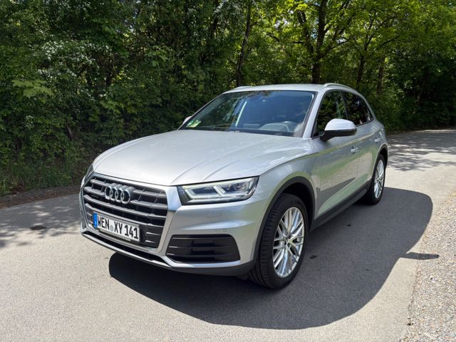 AUDI Q5 40 TDI S tronic quattro design design