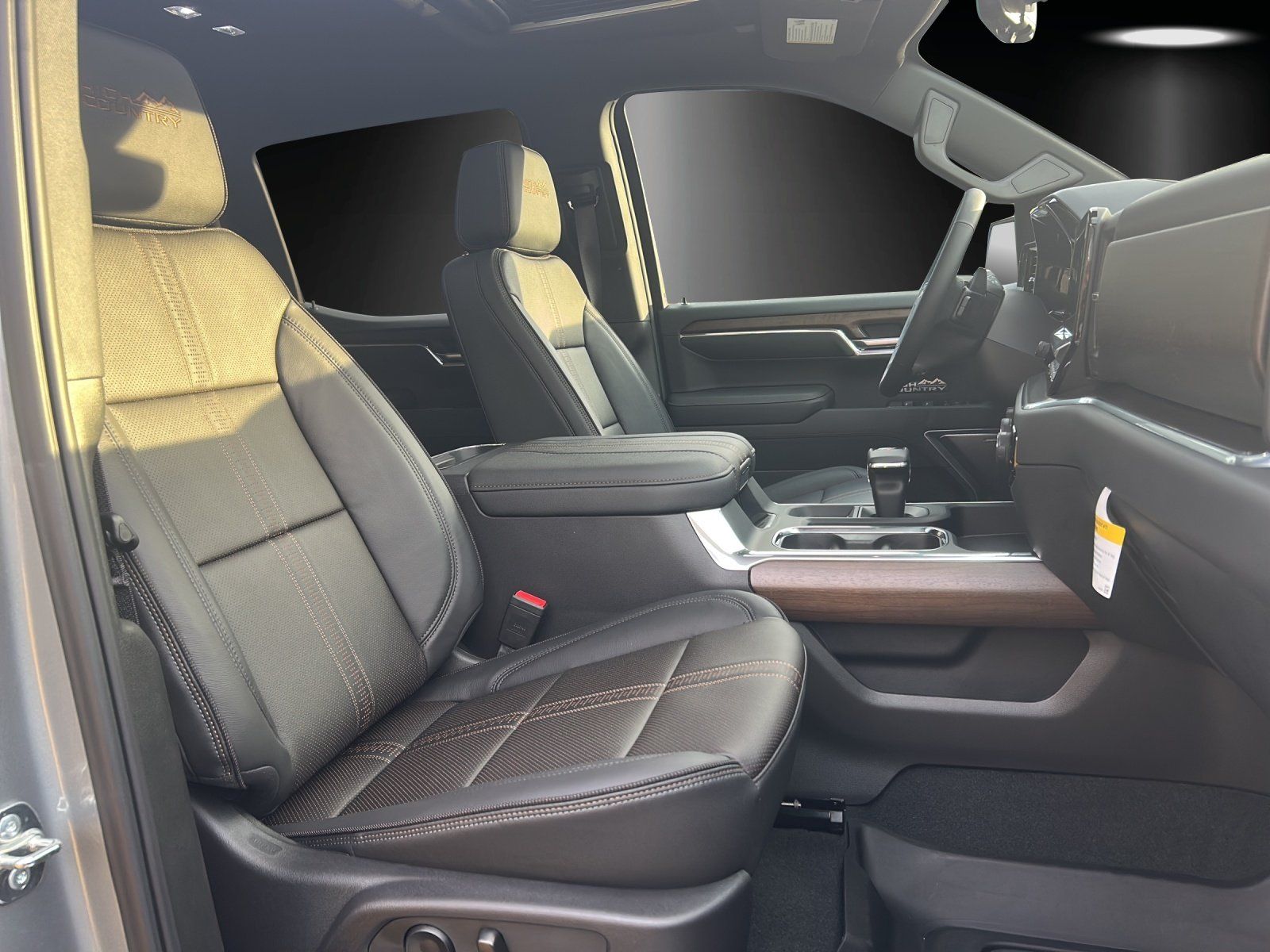 Fahrzeugabbildung Chevrolet Silverado High Country Duramax/AHK 3500 KG/SHD