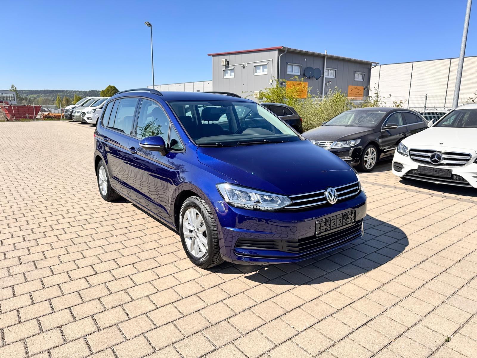 Volkswagen Touran Comfortline AHK / TÜV & KD NEUWERTIG