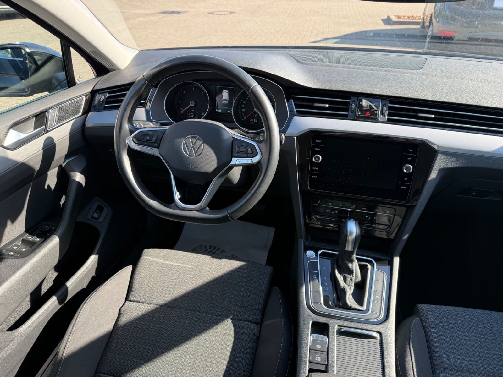 Passat Variant Business*2.0 TDI-150-PS*NAVI*1.HA