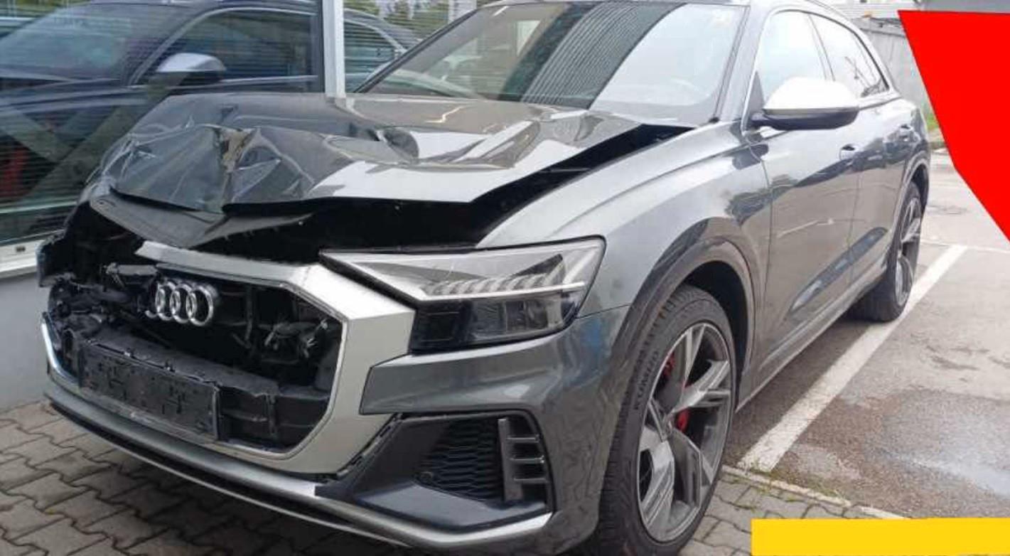 Audi SQ8 4.0 TFSI quattro 1.Hand - Neu in SLO gekauft