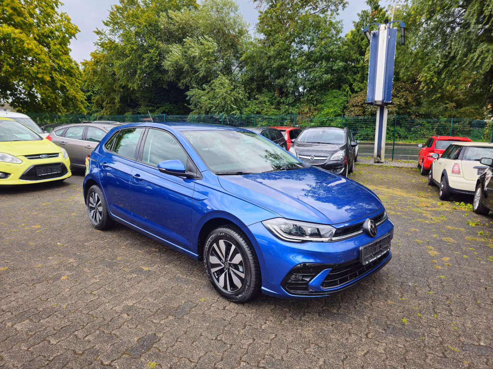 Volkswagen Polo VI Style IQ-LIGHT*Navi*Vw-Garantie*15"Alu