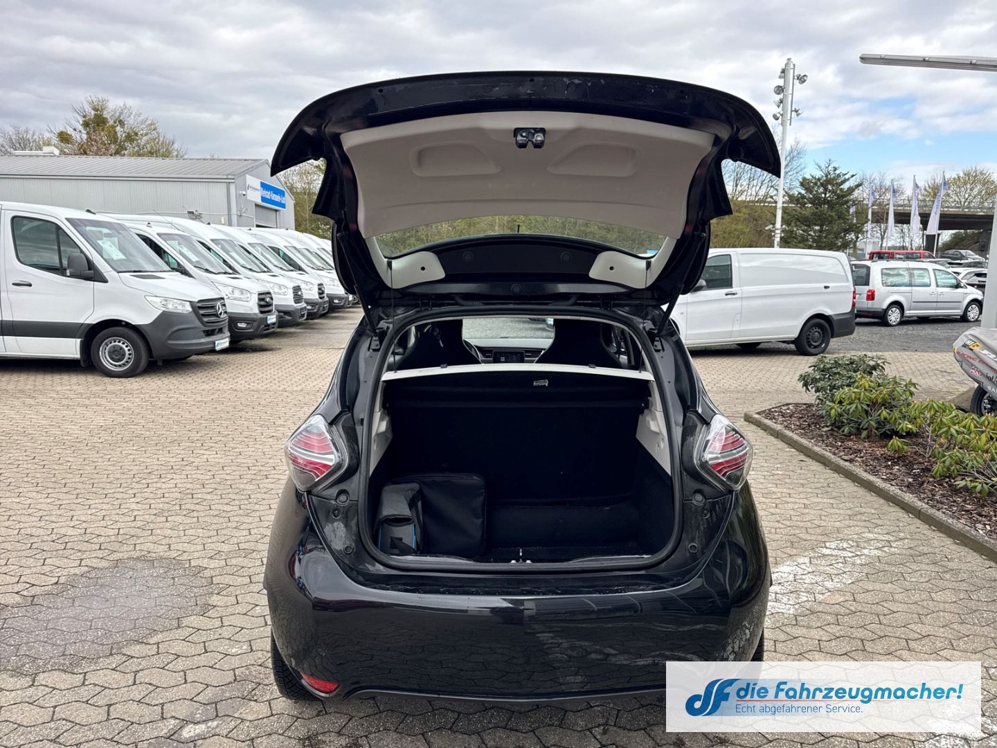 Fahrzeugabbildung Renault ZOE Life LED Apple CarPlay Android *EXPORT