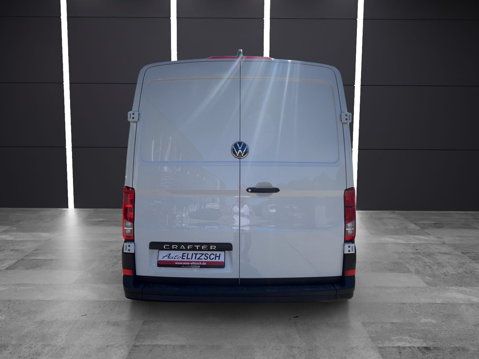 Fahrzeugabbildung Volkswagen Crafter Kasten 35 MR Klima RFK DAB
