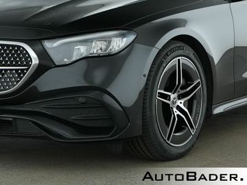 Mercedes E 220 - 3