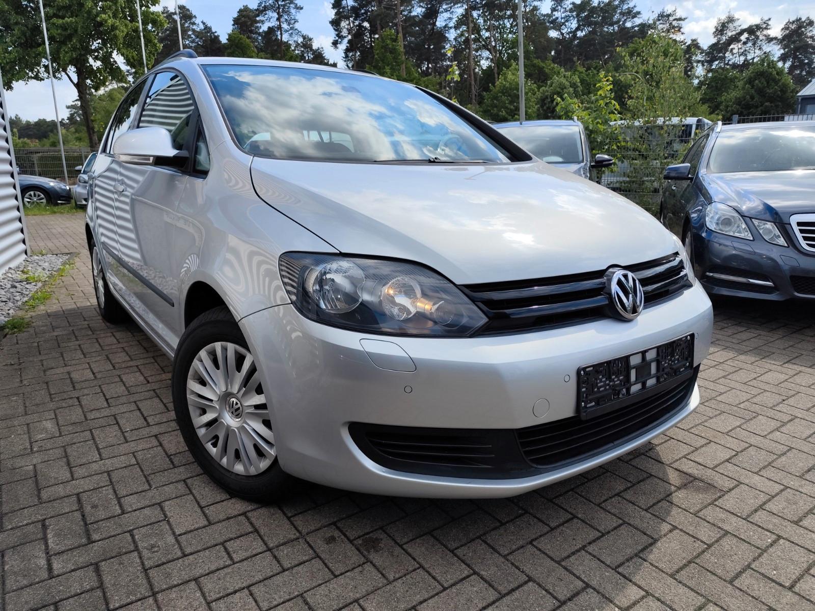 Volkswagen Golf Plus VI  Navi / PDC /AHK/ Steuerkette neu