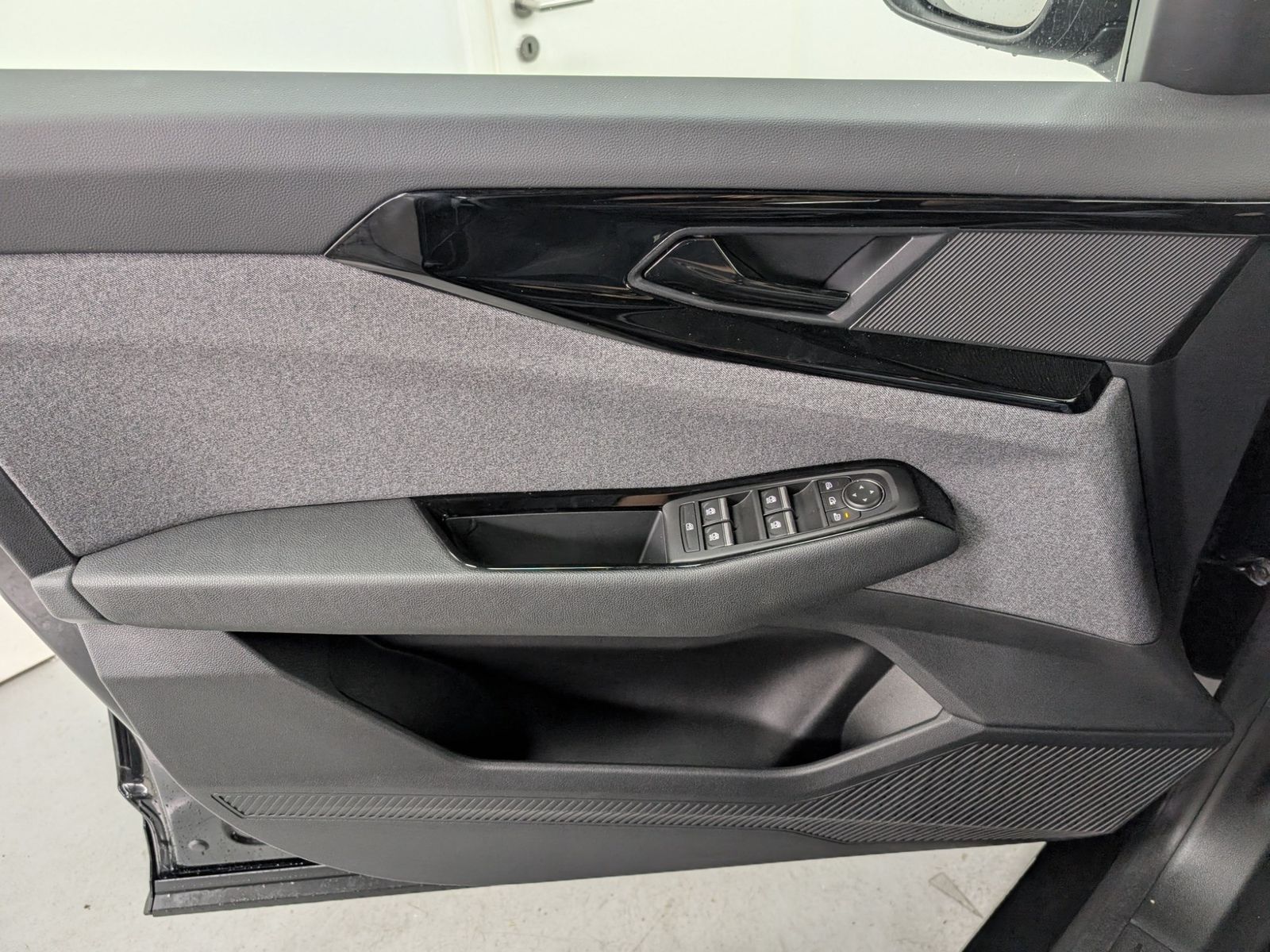 RENAULT Austral Evolution MHEV 160 ACC Navi LED – Bild 36