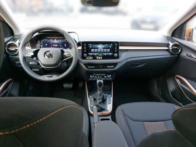 Fabia 1.0 TSI Drive CARPLAY*LED*KAMERA*AHK*ACC