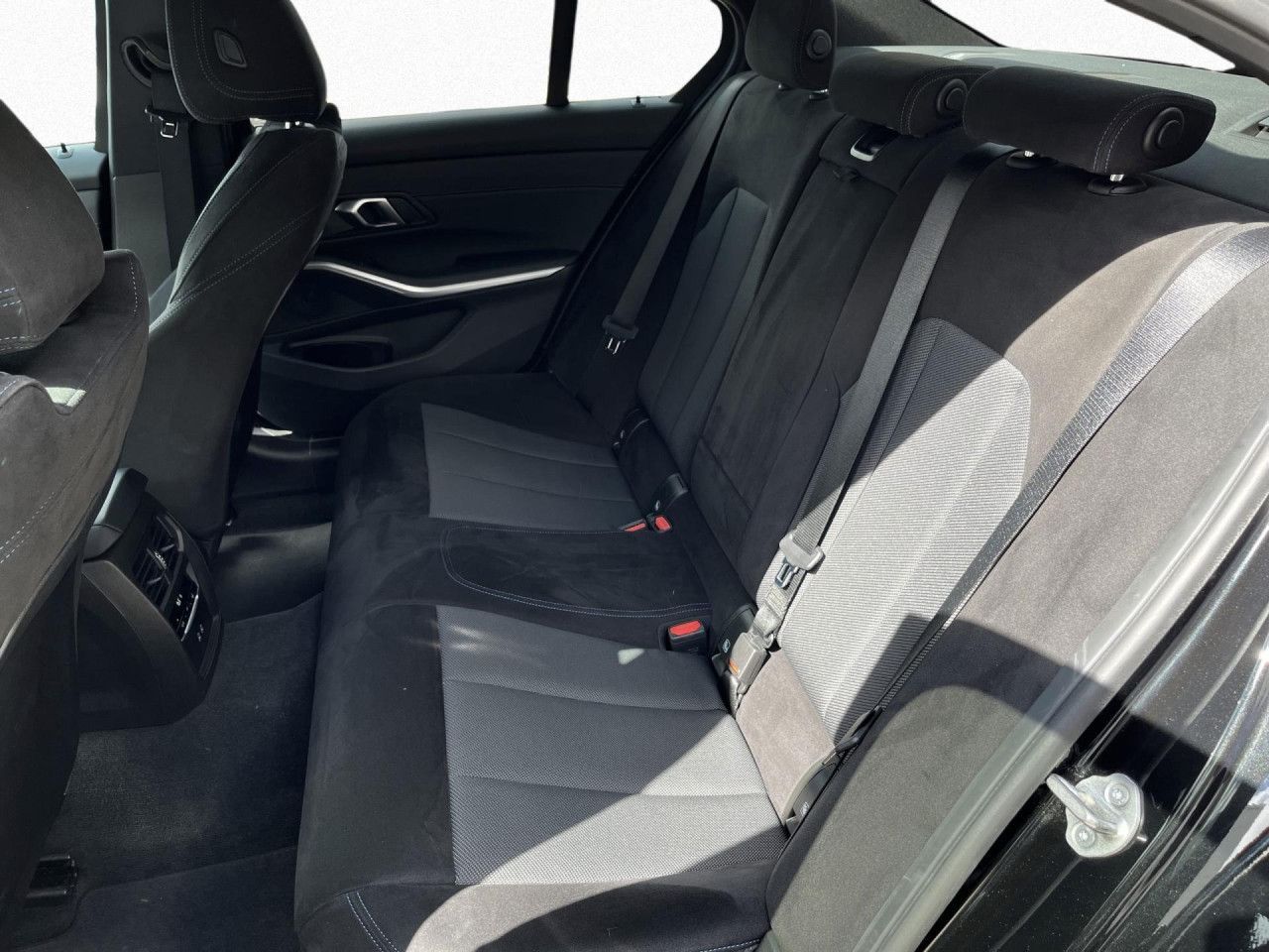 BMW 320 - Bild 13