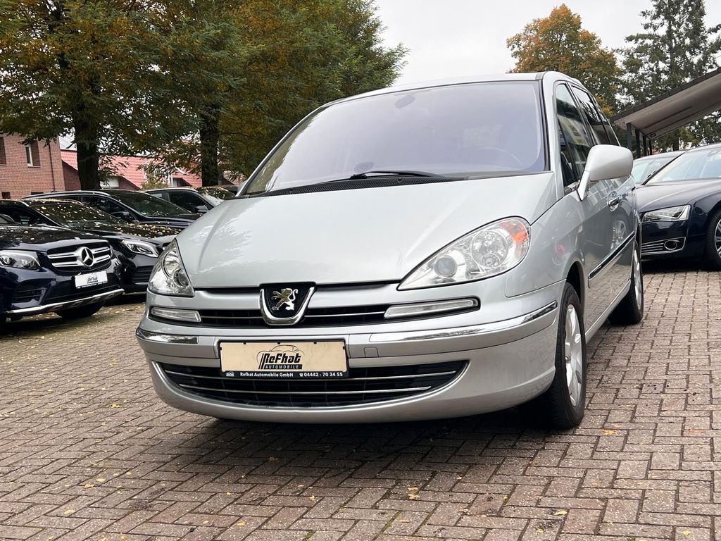 Peugeot 807