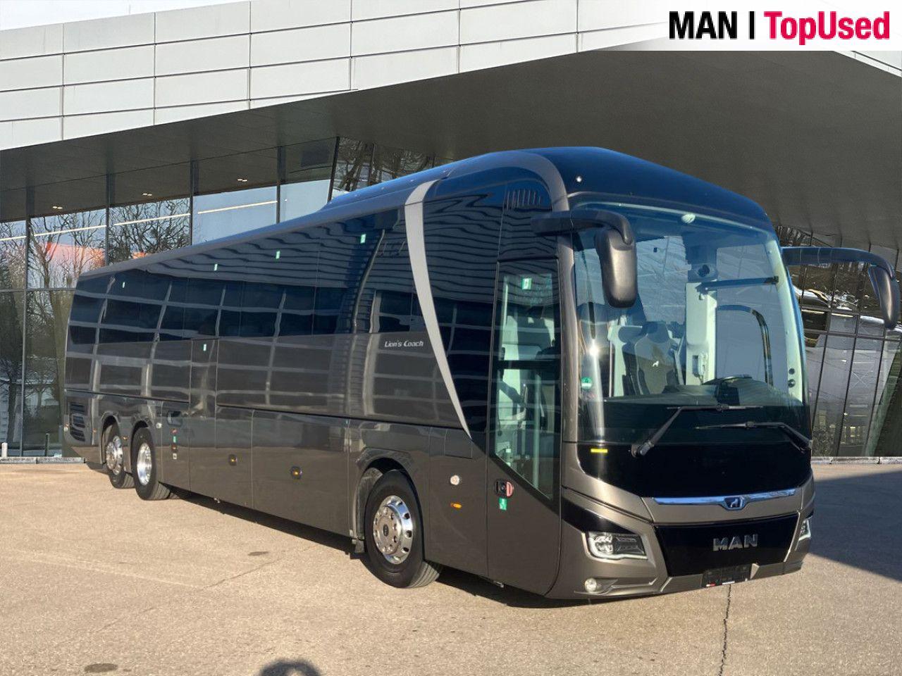 MAN LION'S COACH L / R08