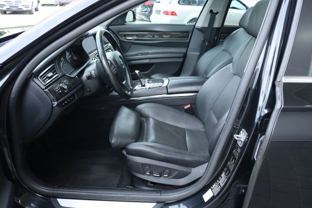 BMW 740d xDrive  HEAD UP+ACC+GSD