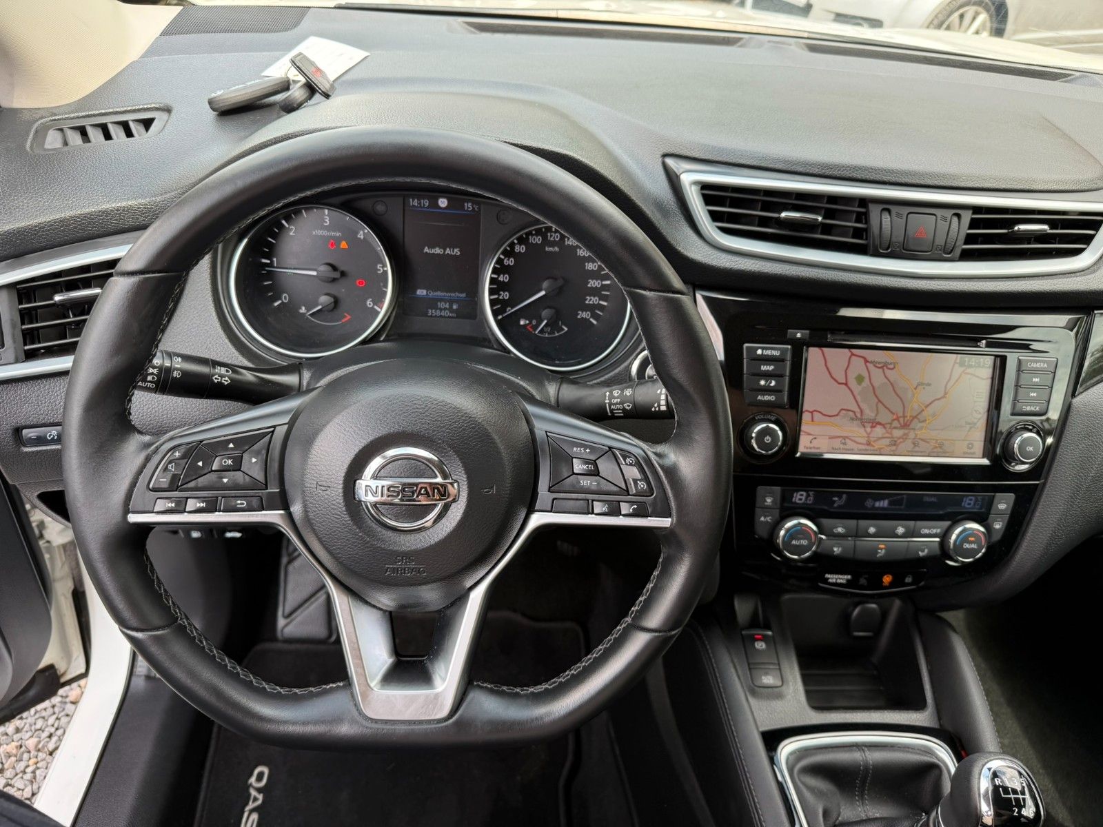 Fahrzeugabbildung Nissan Qashqai N-Connecta 4x4
