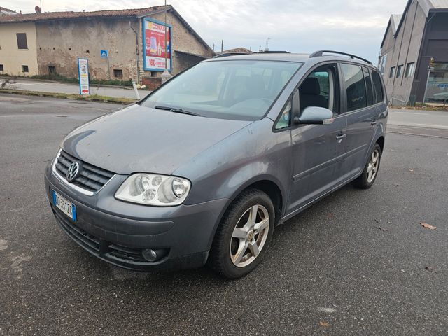 Volkswagen Touran 2.0 16V TDI Highline