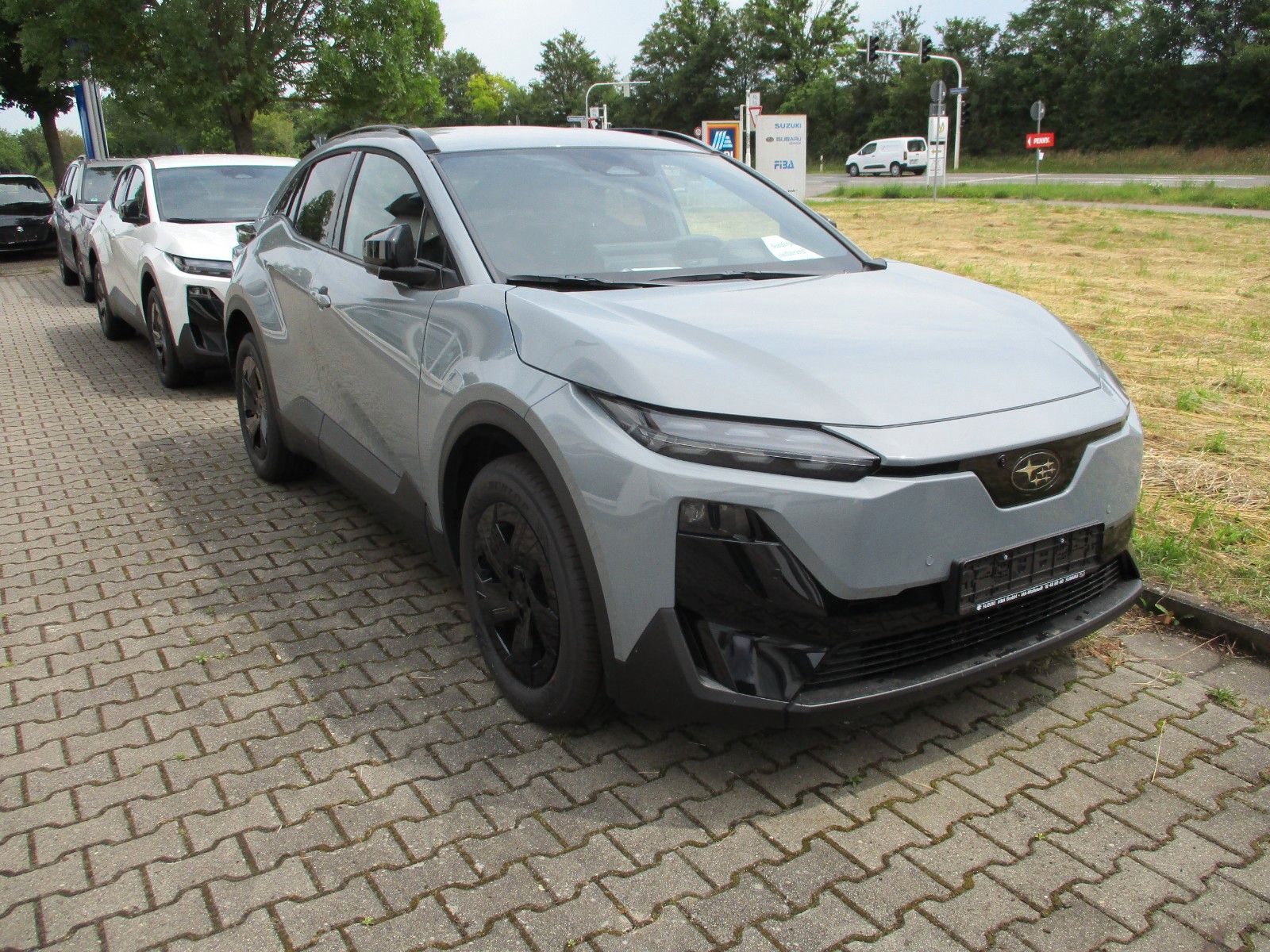 Subaru Uncharted 77 FWD Active