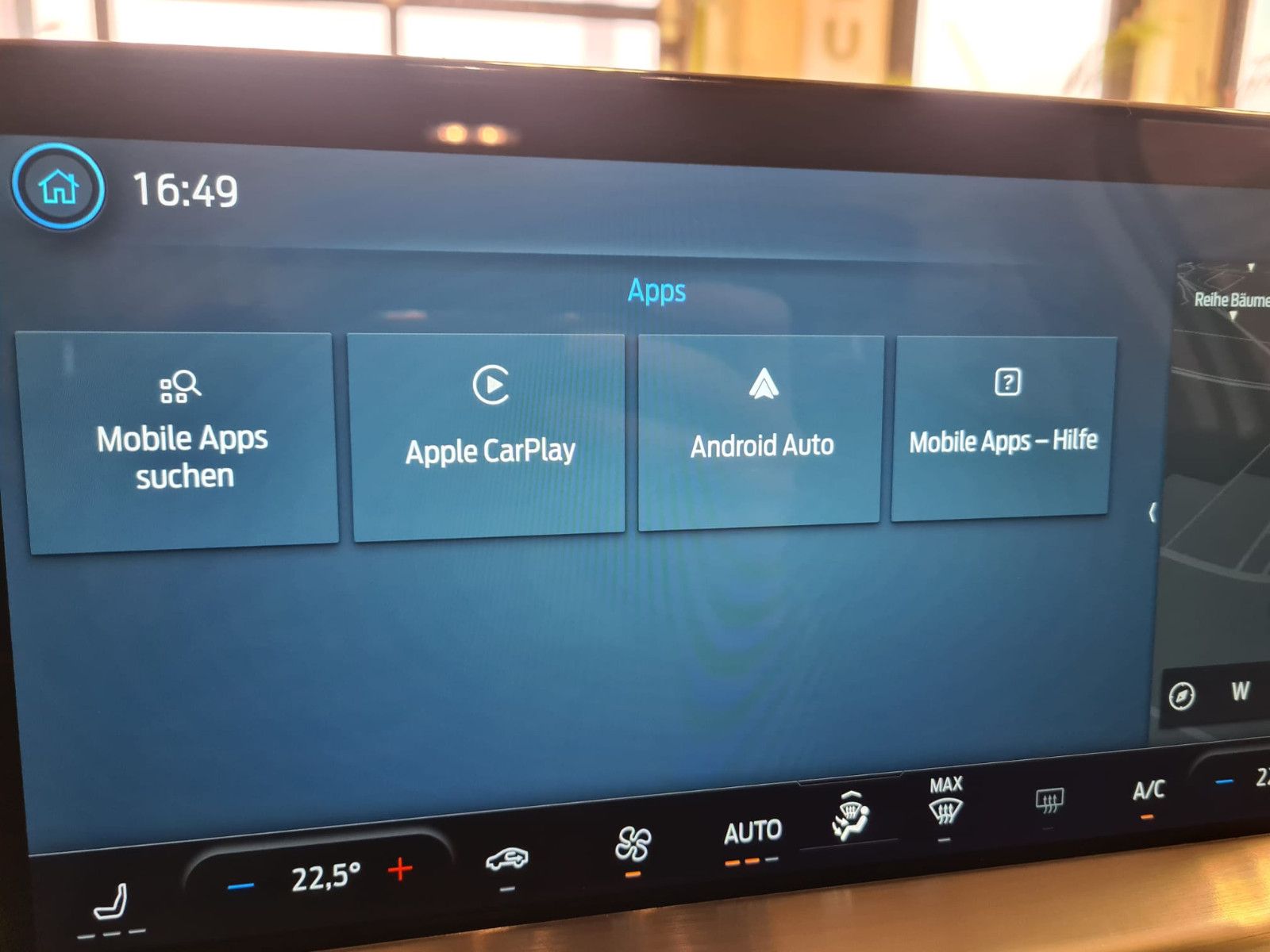 Fahrzeugabbildung Ford Focus Turnier Titanium / 1. Hand / SCHECKHEFT