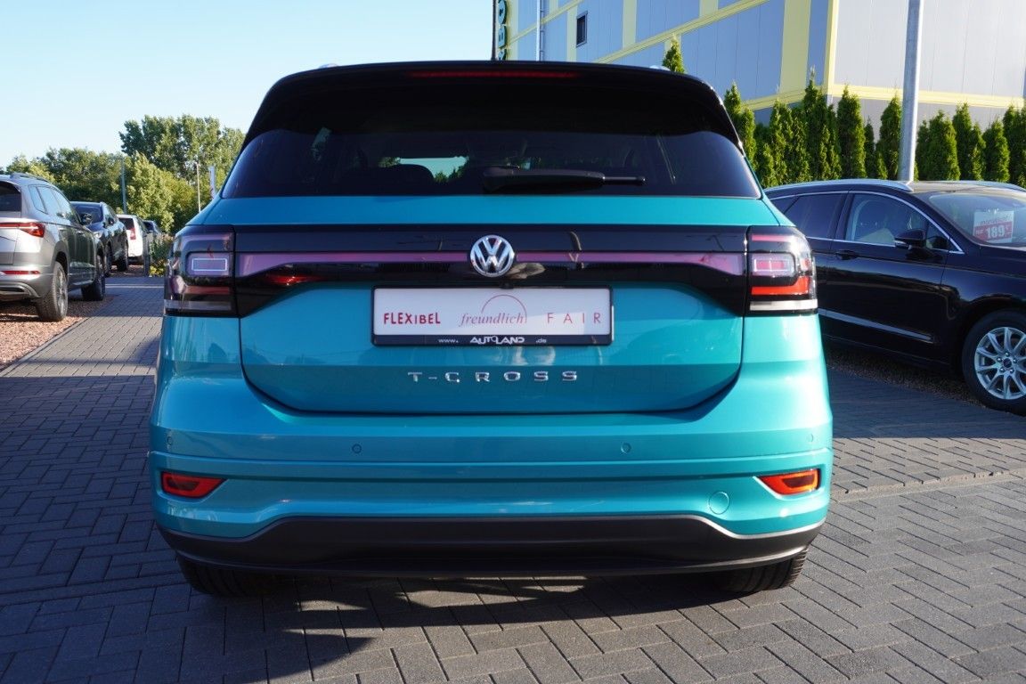 Volkswagen T-Cross 1.0 R-Line DSG LED Navi Totwinkel Kamera foto 4