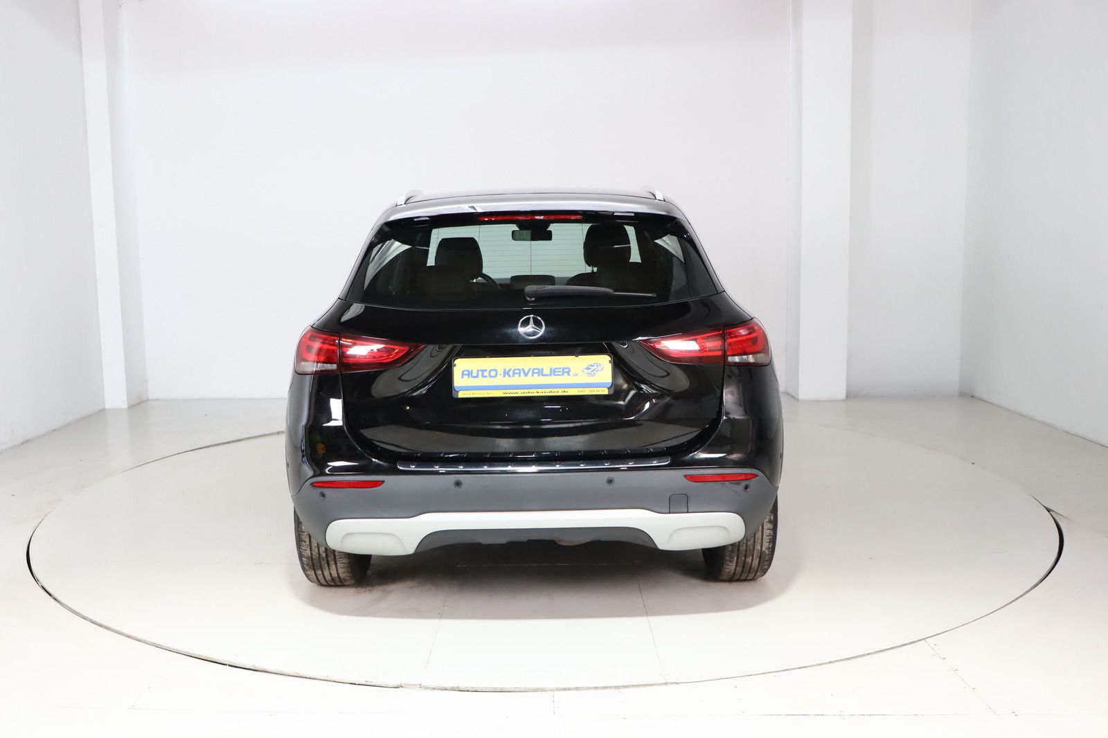 Fahrzeugabbildung Mercedes-Benz GLA 200 d * Leder * SHZ * AHK