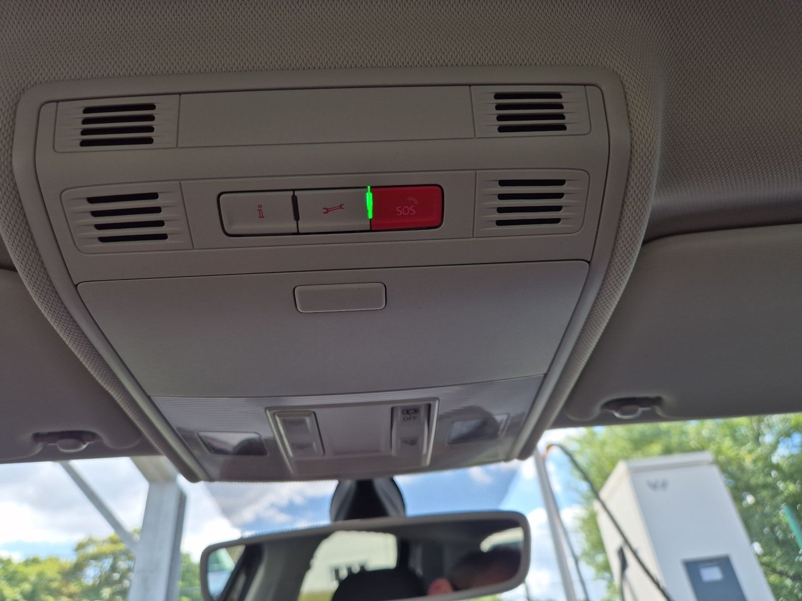 Fahrzeugabbildung Volkswagen Polo TSI Highline Navi AID RFK SH LM