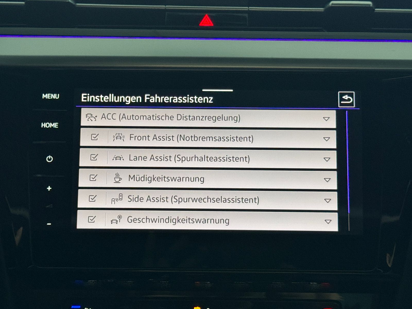 Fahrzeugabbildung Volkswagen ARTEON SB DSG ELEGANCE PANO IQ-LIGHT VW GARANTIE