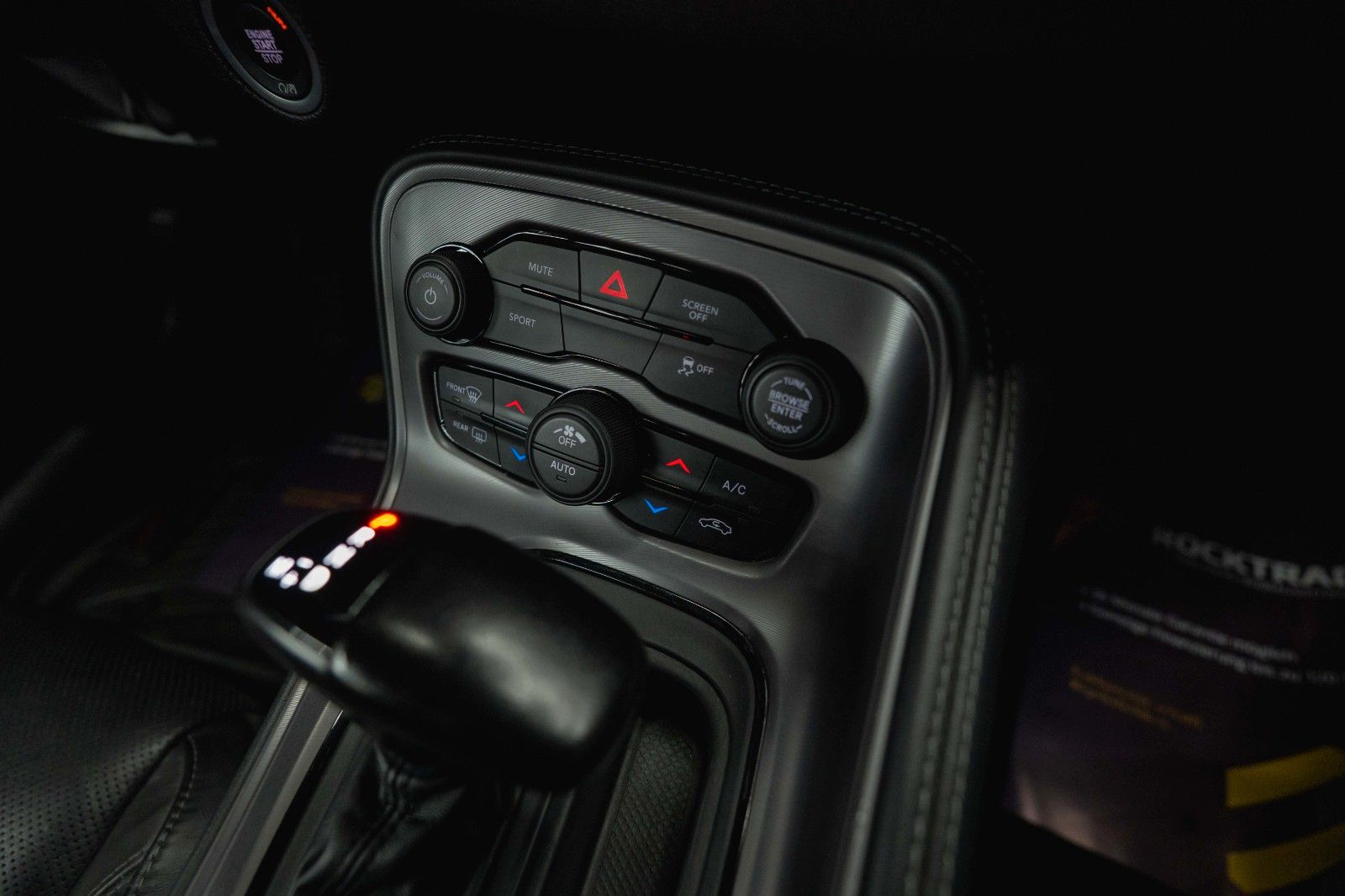 Fahrzeugabbildung Dodge Challenger 3.6 V6 GT SRT Styling *LED*1.Hand*19%