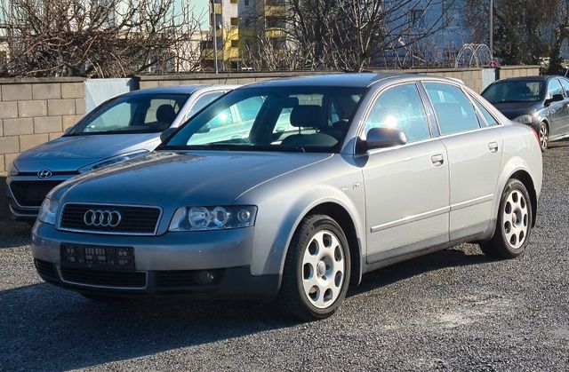 Audi A4 Lim. 1.6i KLIMAAUTOMATIK+TEMPOMAT+LM