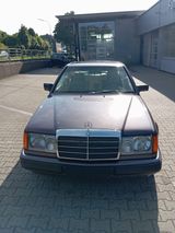 Mercedes-Benz E 300 CE - Mercedes-Benz E 300 aus 1990