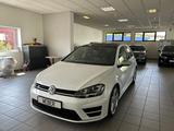 Volkswagen Golf VII Lim. R BMT 4Motion - Volkswagen Golf: Weiß, R