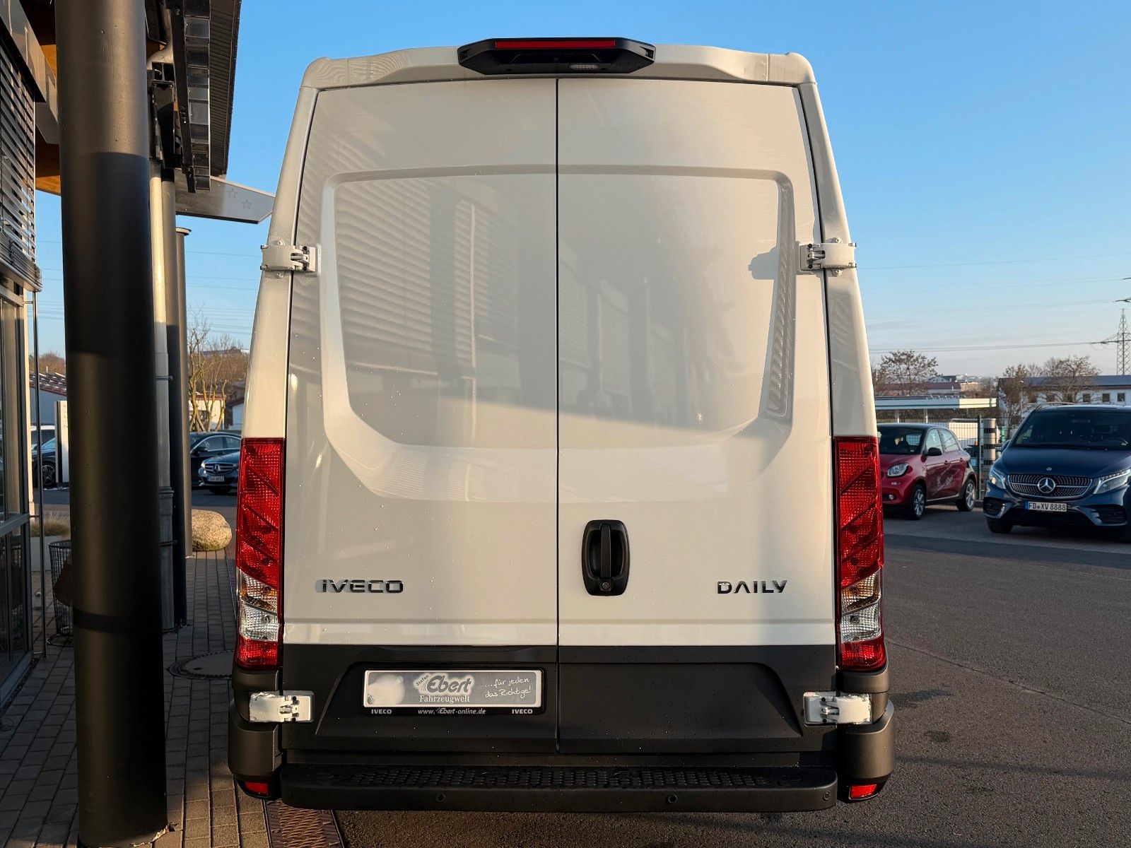 Fahrzeugabbildung Iveco Daily 35S18 HA8 *R4.100mm*Automatik*Kamera*ACC*