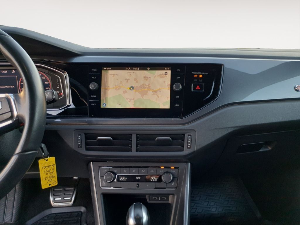 Fahrzeugabbildung Volkswagen Polo 2.0 TSI DSG GTI LED,Climatronic,Navi,RFK,SH