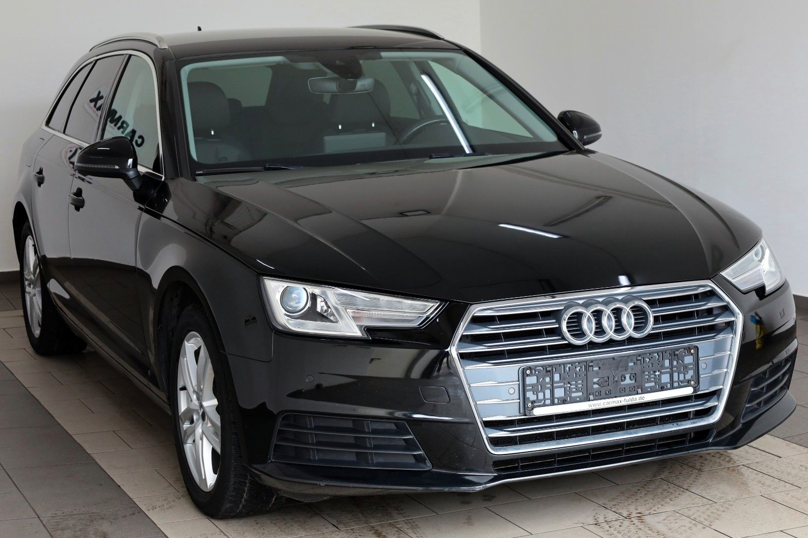 Fahrzeugabbildung Audi A4 Avant Navi,Xenon,SH,PDC