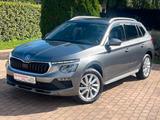 Skoda Kamiq Selection*ASSIST-PAKET PLUS*AHK*NAV*KAMERA - Skoda Kamiq: Kleinwagen