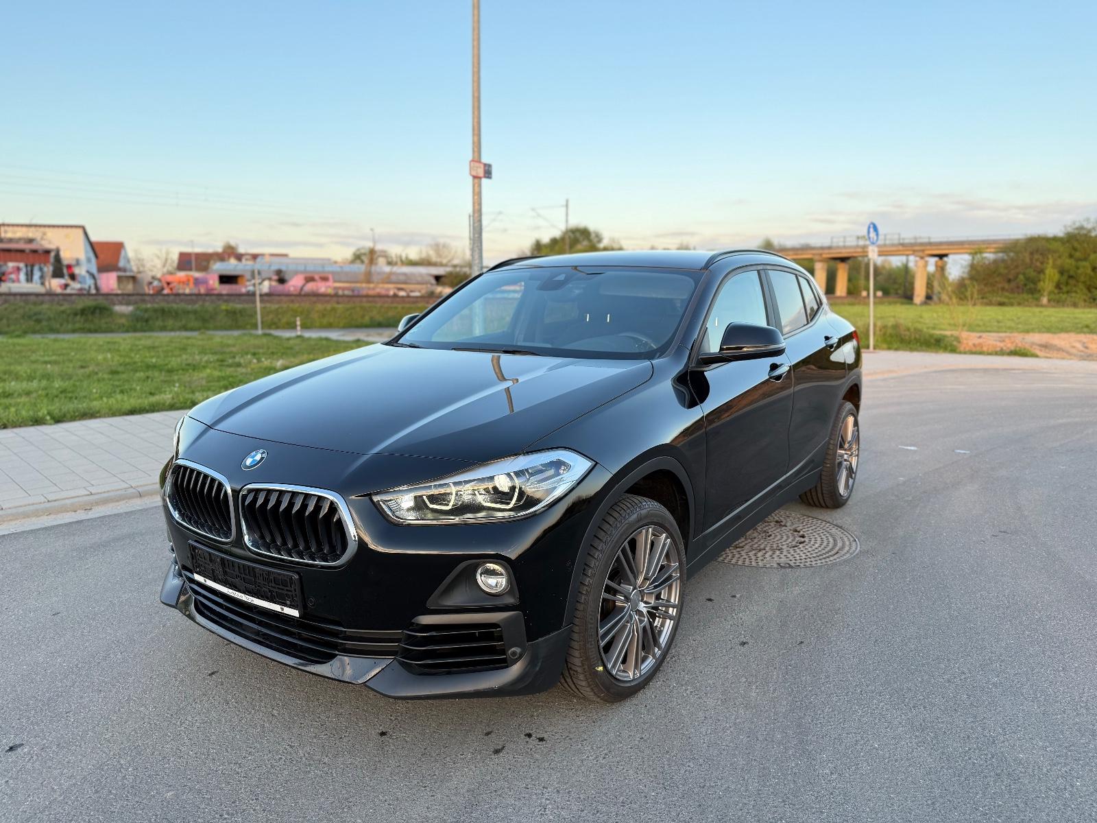 BMW X2 sDrive 18 i *SPORTSITZE+KAMERA+NAVI+18"ZOLL*