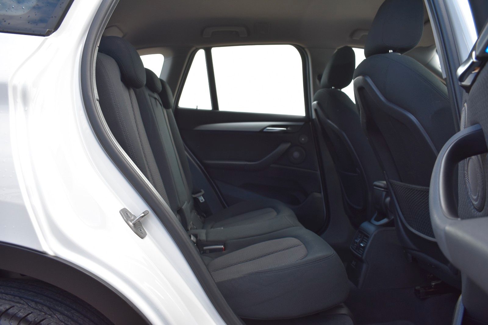 Fahrzeugabbildung BMW X1 xDrive 20 d Advantage AHK H&K