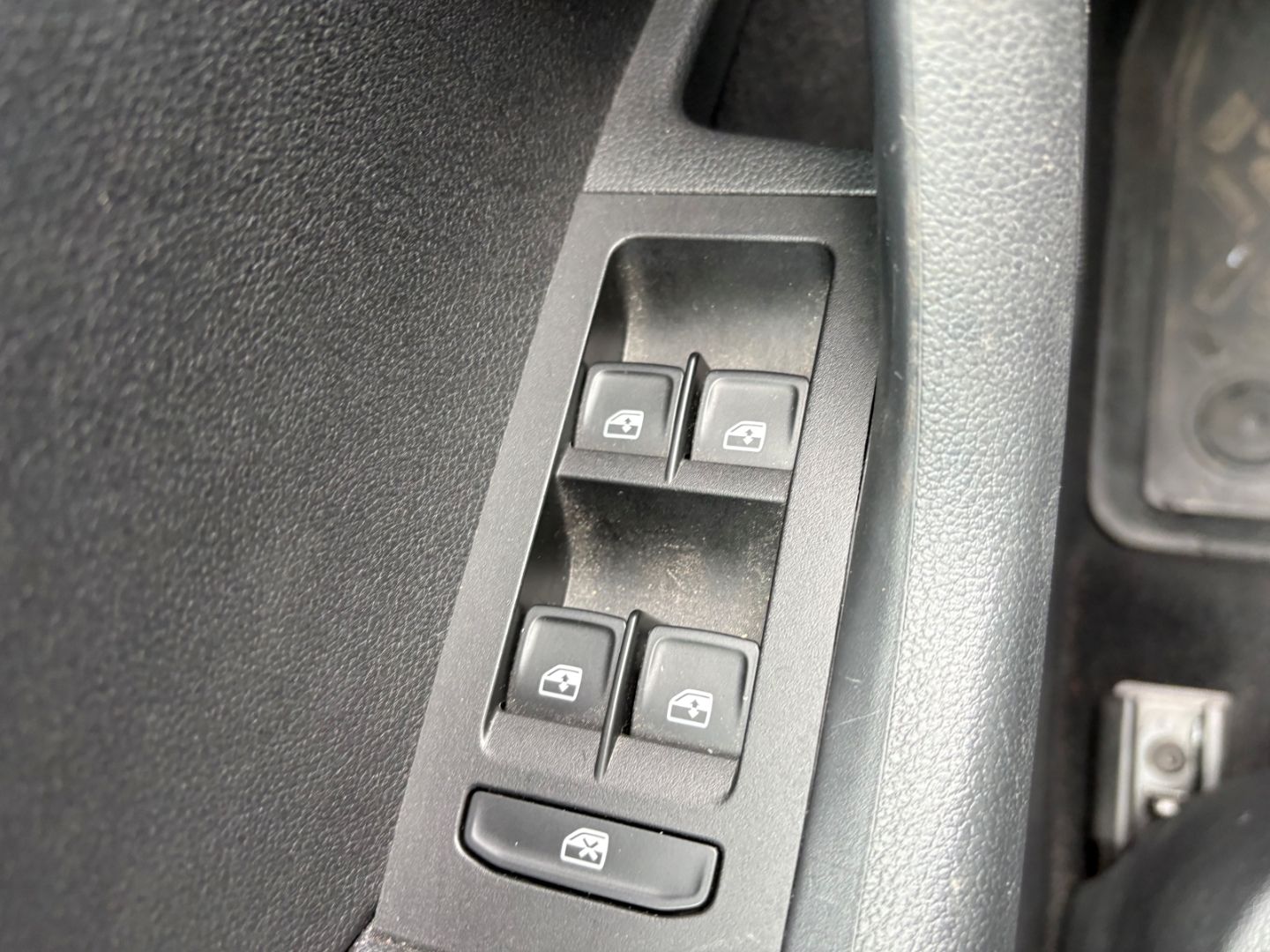 Fahrzeugabbildung SKODA Octavia Drive TotWinkAss Allwetter AppleCarPlay
