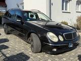 Mercedes-Benz Mercedes E320 4MATIC T-Modell Avantgarde