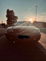 Volvo S60 2.5T Automatik | TÜV bis 03/2027... - Volvo S60 mit Benzin-Antrieb: Limousine, 2.5