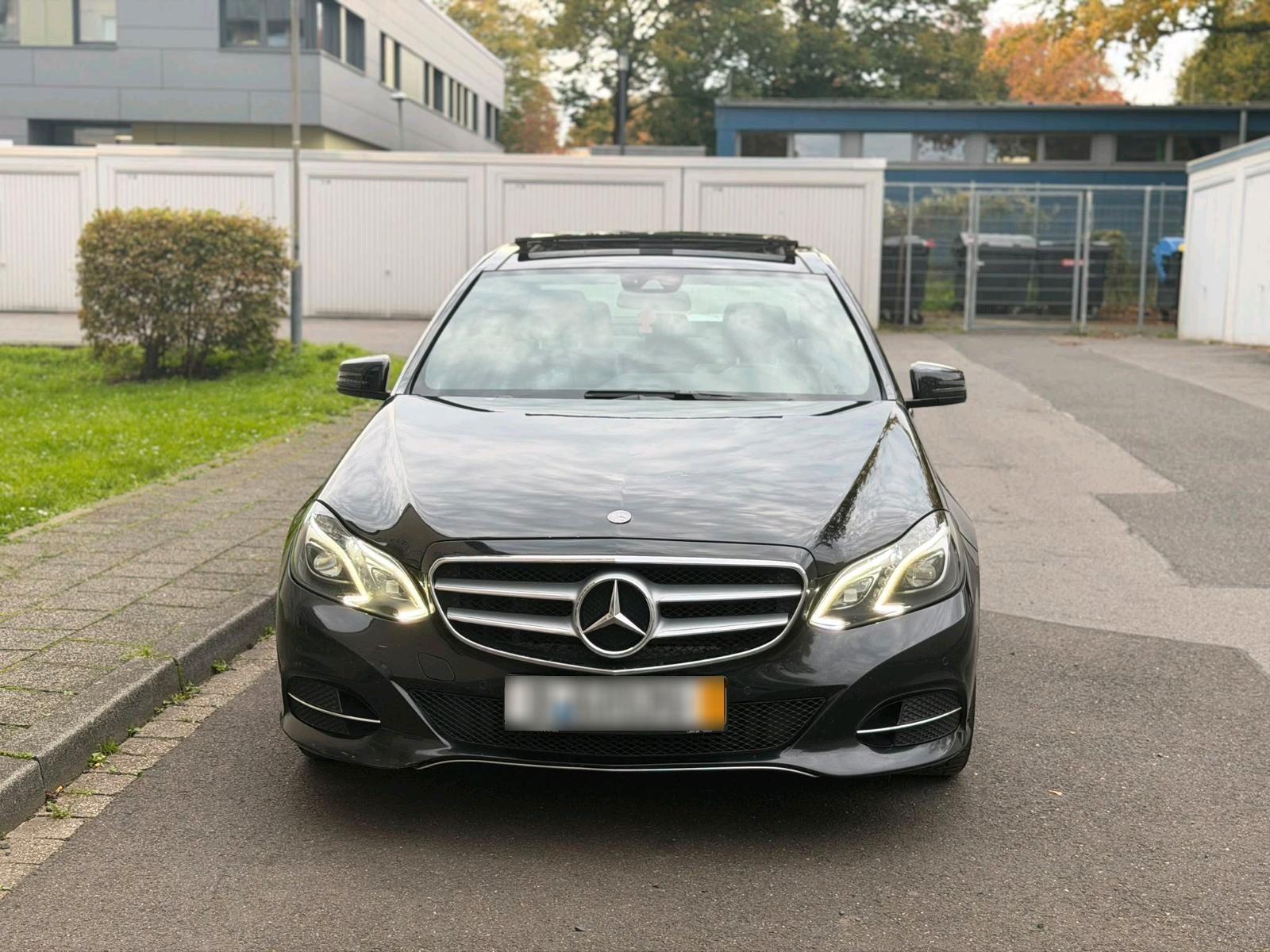 Mercedes-Benz E 220