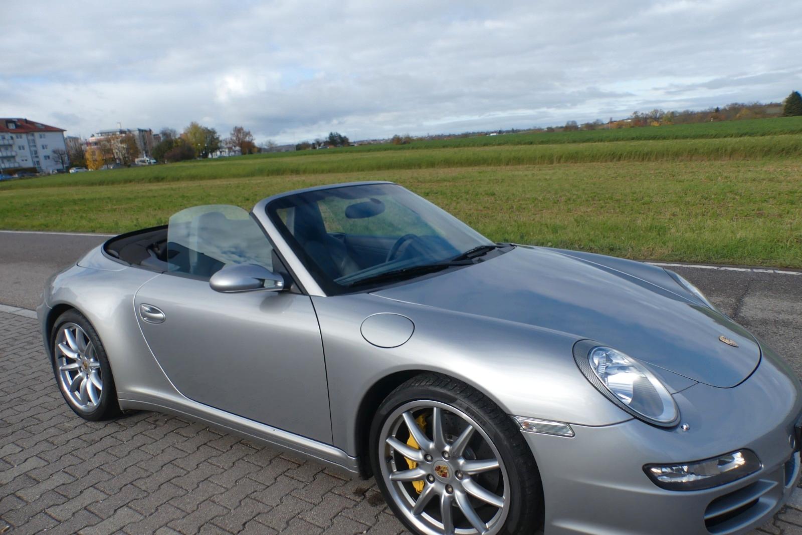 Porsche 911 Carrera 4 S Cabrio