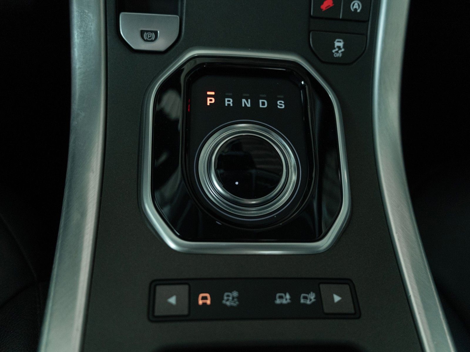 Fahrzeugabbildung Land Rover Range Rover Evoque SE Autom., Panorama,Winter-P.
