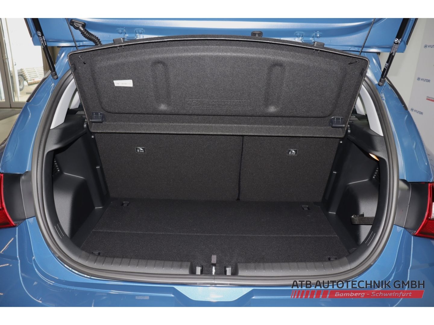 Fahrzeugabbildung Hyundai i20 MY25 Trend 1.0 T-GDI 100 PS 6-MT 2WD