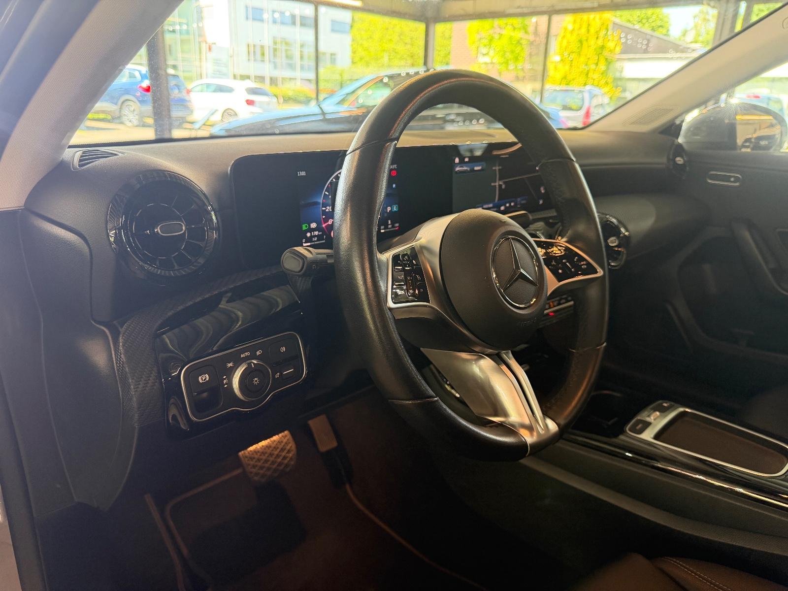 Mercedes-Benz A-Class Limousine*Led*Camera*Automatik*, миниатюра 17