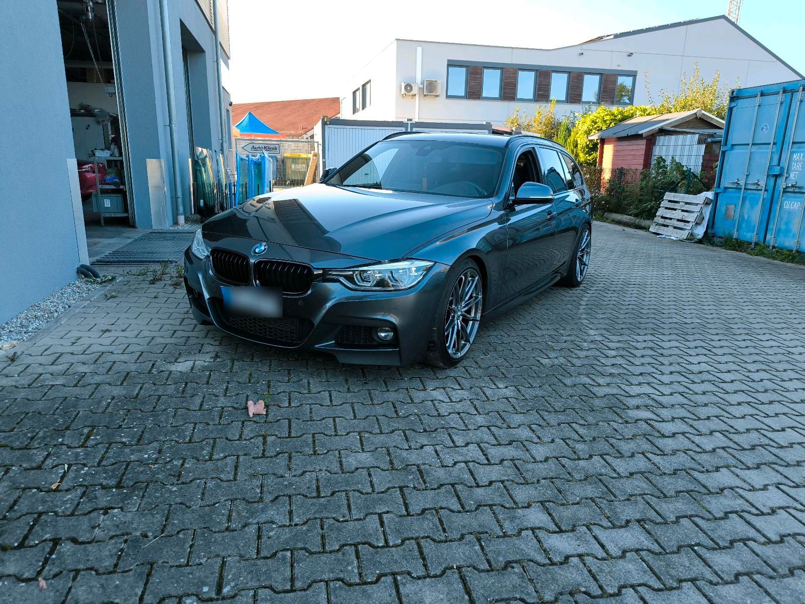 BMW BMW 320d m Paket Harman kardon f31