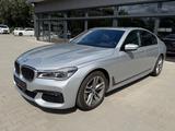 BMW 750xd M Sport -HUD-Schiebeda-Massage-Softcl-360K - silberne BMW 750
